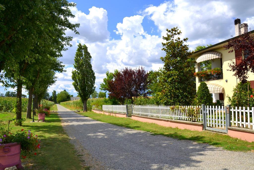 B&B Il Pavone Busseto Bagian luar foto
